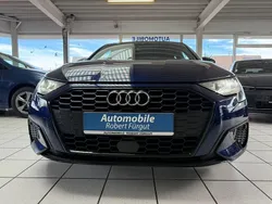 Blau Gebraucht 2022 Audi A3 Sportback Advanced Limousine | 24.900 € (Guter Preis)