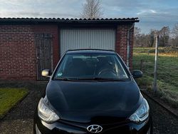 Schwarz Gebraucht 2014 Hyundai i20 Kleinwagen | 4.000 € (Guter Preis)
