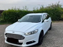 Weiß Gebraucht 2017 Ford Mondeo Kombi | 9.000 €