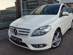 Weiß Gebraucht 2014 Mercedes B180 Van / Kleinbus | 6.990 € (Guter Preis)