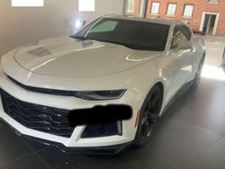 Weiß Gebraucht 2017 Chevrolet Camaro Coupé | 17.999 € (Teuer)