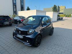 Blau Gebraucht 2017 Smart ForTwo Coupé Kleinwagen | 14.600 € (Etwas zu teuer)
