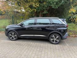Schwarz Gebraucht 2020 Peugeot 5008 SUV | 20.500 € (Guter Preis)