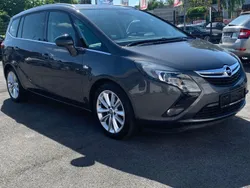 Grau Gebraucht 2012 Opel Zafira Sport Van / Kleinbus | 7.990 € (Etwas zu teuer)