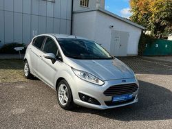 Silber Gebraucht 2013 Ford Fiesta Kleinwagen | 6.490 €