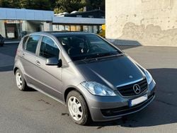 Grau Gebraucht 2010 Mercedes A160 Van / Kleinbus | 4.600 € (Fairer Preis)