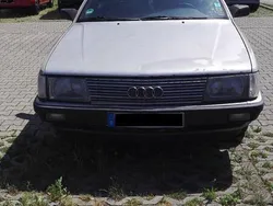 Silber Gebraucht 1988 Audi 100 Kombi | 1.599 €