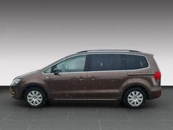 Braun Gebraucht 2012 VW Sharan Match Van / Kleinbus | 14.990 € (Etwas zu teuer)