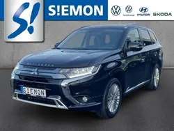 Schwarz Gebraucht 2021 Mitsubishi Outlander P-HEV Spirit SUV | 24.830 € (Fairer Preis)