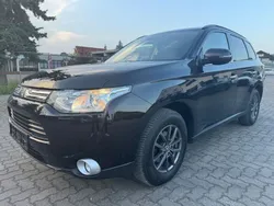 Schwarz Gebraucht 2013 Mitsubishi Outlander Instyle SUV | 12.990 € (Teuer)