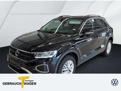 Schwarz Gebraucht 2024 VW T-Roc Life SUV | 21.240 € (Guter Preis)