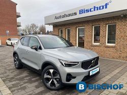 Grau Gebraucht 2025 Volvo XC40 Ultra SUV | 36.490 € (Fairer Preis)