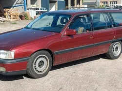 Rot Gebraucht 1993 Opel Omega Kombi | 2.999 €