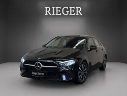 Unilack nachtschwarz Gebraucht 2024 Mercedes A180 Advanced Limousine | 28.443 € (Fairer Preis)