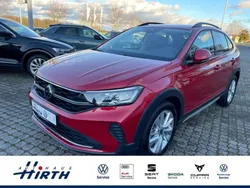 Rot metallic Gebraucht 2024 VW Taigo Move SUV | 23.199 € (Guter Preis)