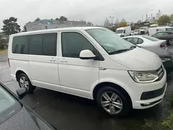 Deep ocean blue Gebraucht 2017 VW T6 Van | 19.870 € (Superpreis)