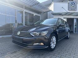 Grau Gebraucht 2019 VW Passat R-line Kombi | 15.980 € (Guter Preis)