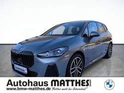 Grau Gebraucht 2022 BMW 218 Active Tourer M Sport Van / Kleinbus | 27.450 € (Etwas zu teuer)