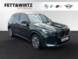 Sanremo green metallic Gebraucht 2024 BMW iX1 SUV | 37.690 € (Superpreis)