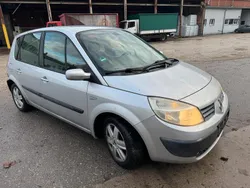 Silber Gebraucht 2005 Renault Scénic II Van / Kleinbus | 450 € (Superpreis)