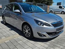 Grau Gebraucht 2015 Peugeot 308 Allure Kombi | 7.999 € (Fairer Preis)