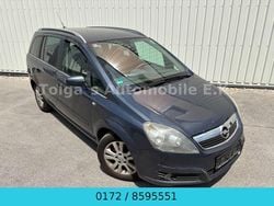 Blau Gebraucht 2006 Opel Zafira Cosmo Van / Kleinbus | 690 € (Superpreis)
