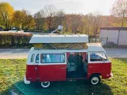 Rot Gebraucht 1977 VW T2 Van | 28.000 €