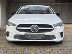 Weiß Gebraucht 2022 Mercedes A200 Limousine | 22.500 € (Guter Preis)