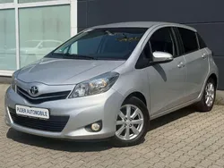Silber Gebraucht 2013 Toyota Yaris Edition Kleinwagen | 7.890 € (Fairer Preis)