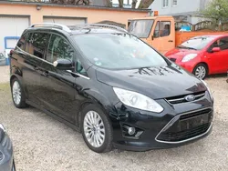 Pantherschwarz metallic Gebraucht 2011 Ford Grand C-Max Titanium Van / Kleinbus | 3.850 € (Guter Preis)