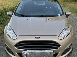Andere außenfarben Gebraucht 2016 Ford Fiesta SYNC Edition Kleinwagen | 8.900 € (Etwas zu teuer)