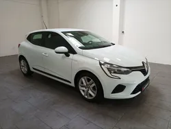 Weiß Gebraucht 2021 Renault Clio V Zen Limousine | 11.470 € (Guter Preis)