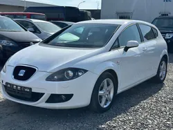 Weiß Gebraucht 2008 Seat Leon Stylance Limousine | 1.450 € (Superpreis)