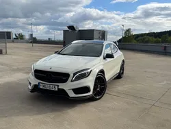 Weiß Gebraucht 2016 Mercedes GLA45 AMG AMG SUV | 20.900 €