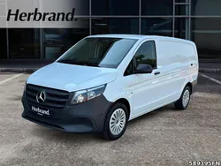 Weiß Gebraucht 2024 Mercedes Vito Van / Kleinbus | 33.701 € (Fairer Preis)