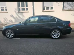Schwarz Gebraucht 2011 BMW 318 Limousine | 6.400 € (Fairer Preis)