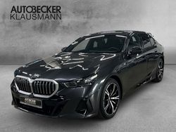 Schwarz Neu 2024 BMW 520 M Sport Limousine | 58.490 € (Fairer Preis)