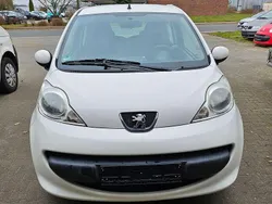 Weiß Gebraucht 2008 Peugeot 107 Filou Kleinwagen | 1.850 € (Etwas zu teuer)