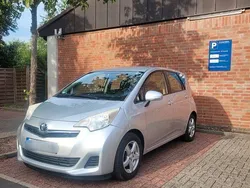 Silber Gebraucht 2012 Toyota Verso-S Life Van / Kleinbus | 4.100 € (Etwas zu teuer)