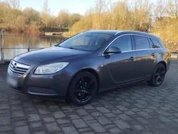 Grau Gebraucht 2009 Opel Insignia Kombi | 3.600 € (Fairer Preis)