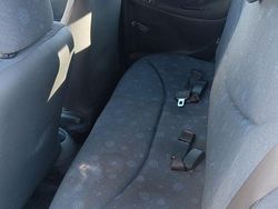 Silber Gebraucht 2002 Toyota Yaris Luna Limousine | 1.750 € (Fairer Preis)