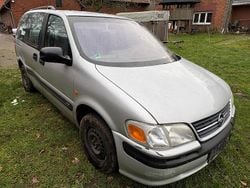 Silber Gebraucht 1997 Opel Sintra Van / Kleinbus | 599 €