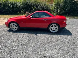 Rot Gebraucht 1999 Mercedes SLK200 Cabrio | 5.500 €
