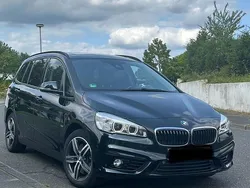 Schwarz Gebraucht 2017 BMW 220 Gran Tourer Sport Line Van / Kleinbus | 18.950 € (Etwas zu teuer)