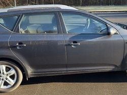 Grau Gebraucht 2012 Kia Ceed Sportswagon Edition 7 Kombi | 5.499 € (Guter Preis)