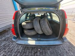 Schwarz Gebraucht 2001 Volvo V70 Kombi | 1.100 € (Guter Preis)