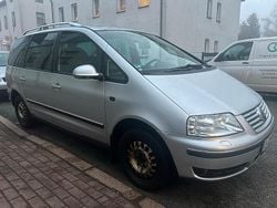 Silber Gebraucht 2007 VW Sharan Highline Van / Kleinbus | 2.000 € (Etwas zu teuer)