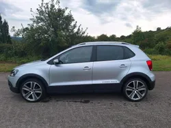 Silber Gebraucht 2010 VW Polo Cross Kleinwagen | 7.950 € (Teuer)