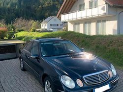 Blau Gebraucht 2003 Mercedes E320 Limousine | 2.099 € (Fairer Preis)
