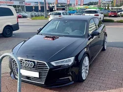 Schwarz Gebraucht 2017 Audi A3 Sportback e-tron Limousine | 16.900 € (Fairer Preis)